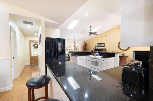 6210 Napa Wood Way, Naples FL 34116-3866 exterior