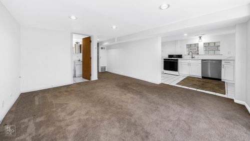 3414 Damen Ave, Chicago IL 60608-6835 exterior