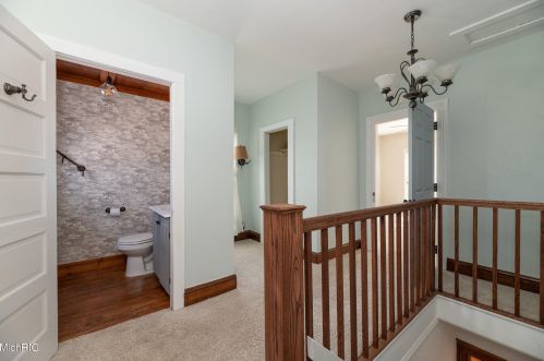 1104 Hoffman St, Three Rivers MI 49093-1017 exterior