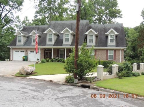 1747 Fayetteville Ct, Atlanta, GA 30316-2908