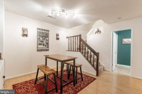 1310 Foxmeadow Dr, Limerick PA 19468-1556 exterior