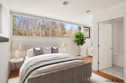 15 Hycliff Rd, Greenwich CT 06831-3223 exterior