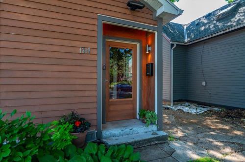 1317 Dayton St, Madison, WI 53703-2407