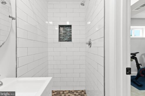 4355 G St, Washington DC  20019-4255 exterior