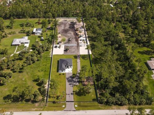 2844 10 Ave, Naples FL 34120-4929 exterior