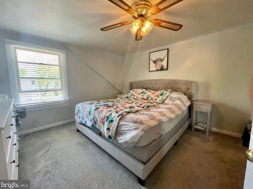 2020 Rowland St, Riverton NJ 08077-1858 exterior