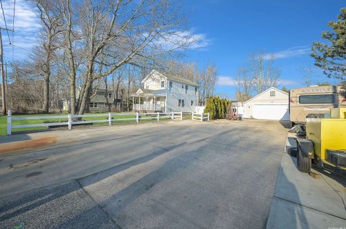 2281 Ocean Ave, Hauppauge, NY 11779-6539