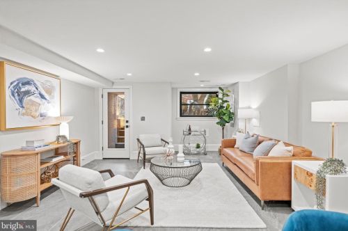 1451 Chapin St, Washington DC  20009-4510 exterior