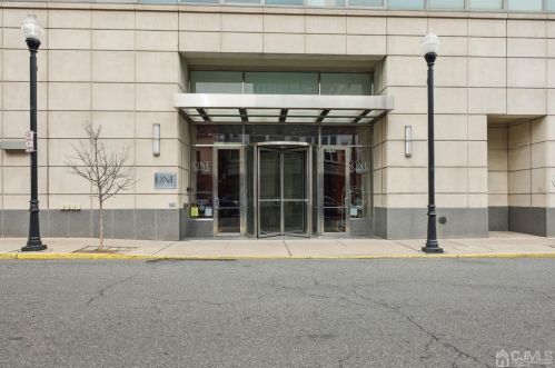 1 Spring St, New Brunswick NJ  08901-2107 exterior