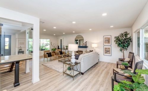 2017 Las Lanas Ln, Fullerton CA  92833-1706 exterior