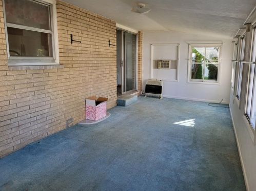 820 14 St, Mishawaka IN 46544-5527 exterior