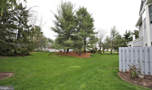 5 Aldgate Ct, Princeton NJ exterior