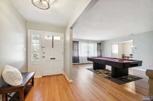 207 Alexander Ave, Montclair NJ  07043-2032 exterior