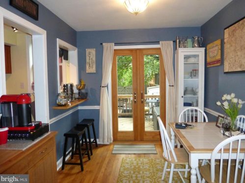 713 Columbus St, Alexandria VA  22314-1850 exterior