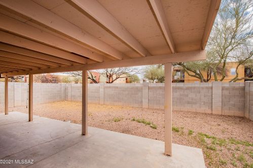 2638 Cambridge Ring Dr, Tucson AZ 85706-3658 exterior