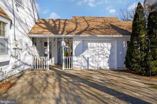 26 Sta Ave, Somerdale NJ 08083-1314 exterior