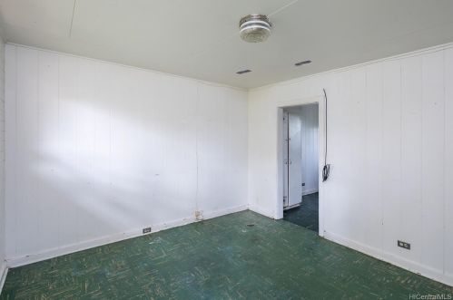 2620 Date St, Honolulu HI 96816-1122 exterior