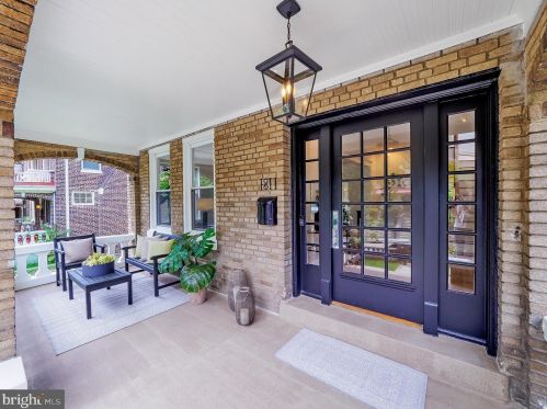 1811 Irving St, Washington, DC 20018-2454