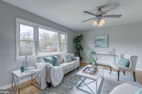 6106 Briarview Ct, Alexandria, VA 22310-1526