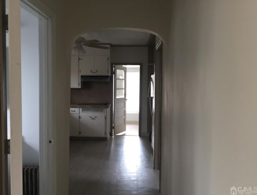 2 6th St, New Brunswick NJ 08901-3316 exterior