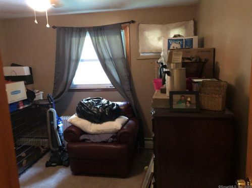 81 Ivain Rd, Torrington CT 06790-4416 exterior