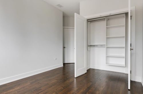 5055 Dorchester Ave, Chicago IL  60615-2925 exterior