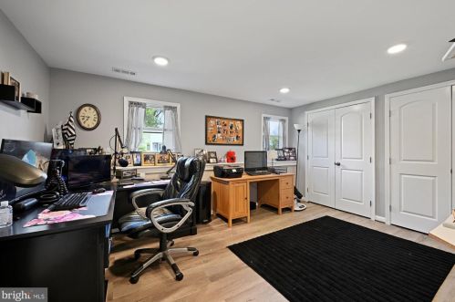 315 Alexis Dr, Glen Burnie MD 21061-6172 exterior