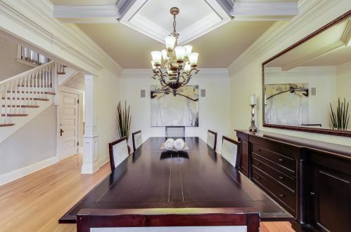 3852 Seeley Ave, Chicago IL 60659-4324 exterior