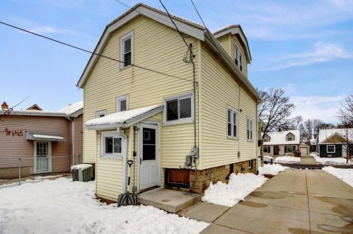 3035 73rd St, Milwaukee WI  53210-1068 exterior