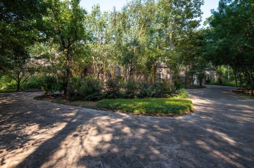 2 Kings Riv Ct, Humble TX 77346-1475 exterior