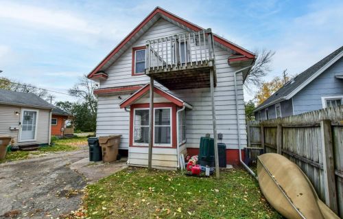 2910 Milwaukee St, Madison WI 53704-5126 exterior