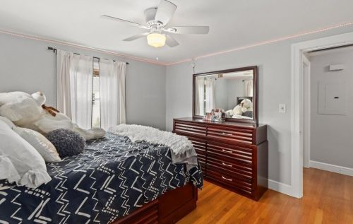 58 Farrar Ave, Worcester MA 01604-3219 exterior