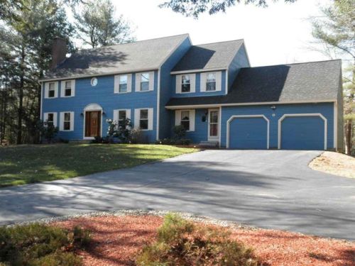 6 Currier Dr, Concord NH  03304-4205 exterior