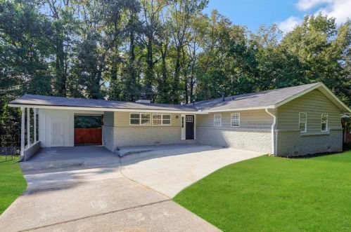 2563 Dresden Dr, Atlanta GA  30341-5220 exterior