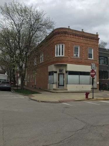 2158 Barry Ave, Chicago IL 60618-8005 exterior