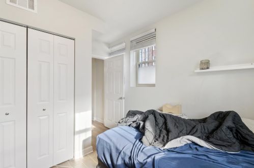 1702 Wolcott Ave, Chicago IL 60636-2126 exterior