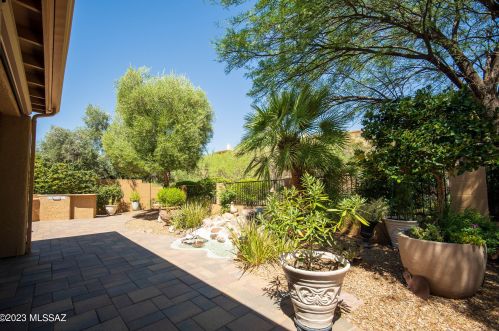 37660 Mashie Dr, Tucson AZ 85739-1134 exterior