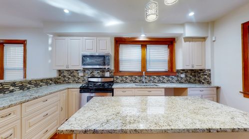 10643 Perry Ave, Chicago IL 60628-3428 exterior