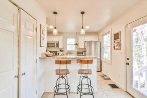 2209 Clairmont Ter, Atlanta GA 30345-2316 exterior