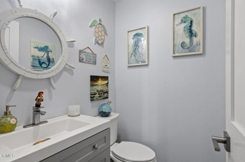 3354 Sunset Ln, Oxnard CA 93035-4128 exterior