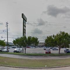 8820 Westheimer Rd, Houston TX  77063-3606 exterior