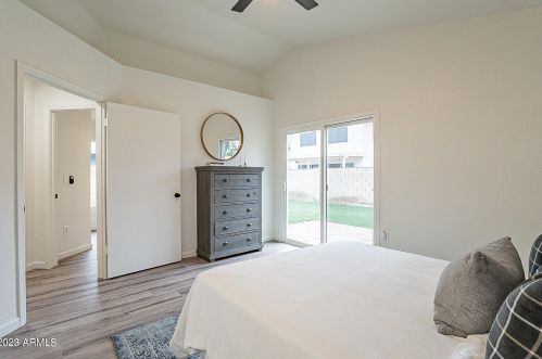 18230 17 Way, Phoenix AZ 85022-1309 exterior