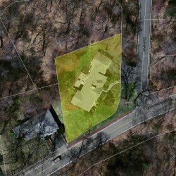 386 Quinobequin Rd, Newton MA 02468-2104 aerial view