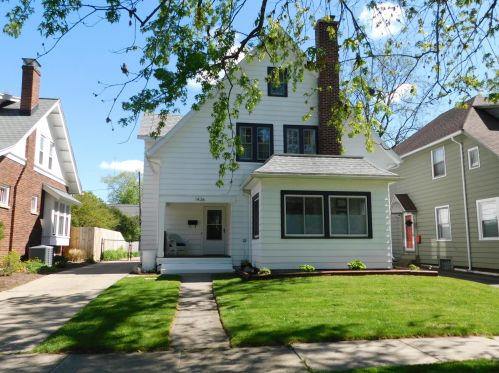 1436 Maple St, Kalamazoo, MI 49008-1850
