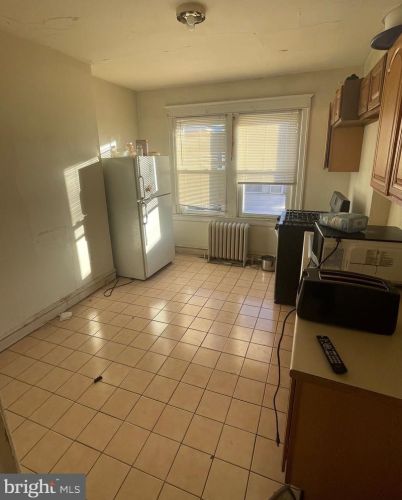 6712 18 St, Philadelphia PA 19140-1014 exterior