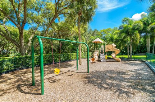 5256 Boca Marina Cir, Boca Raton FL  33487-5247 exterior