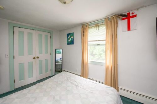 260 Main St, Plaistow NH 03865-3034 exterior