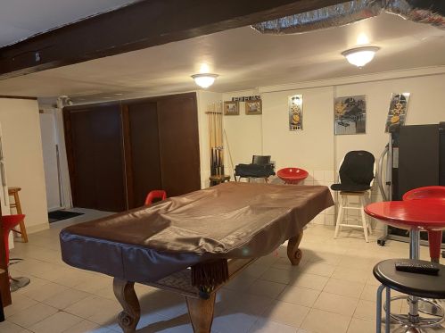 208 Keith Ave, Waukegan IL 60085-2136 exterior