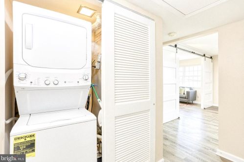 901 Rhue Haus Ln, Hummelstown PA 17036-9747 exterior