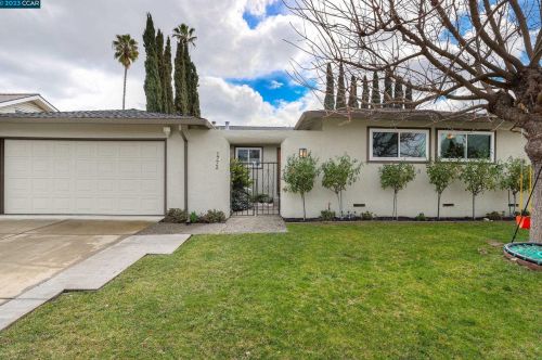 1772 Sargent Rd, Concord, CA 94518-3352